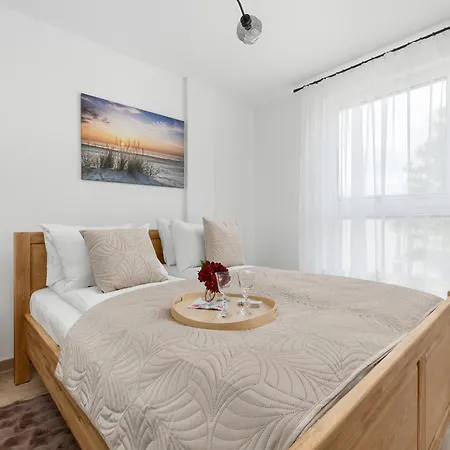 Enklawa - Z Tarasem Blisko Plazy I Jeziora By Renters *