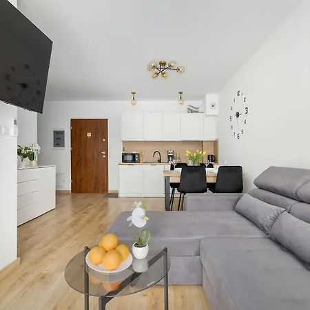 Apartmán Enklawa - Z Tarasem Blisko Plazy I Jeziora By Renters