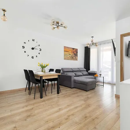 Apartmán Enklawa - Z Tarasem Blisko Plazy I Jeziora By Renters