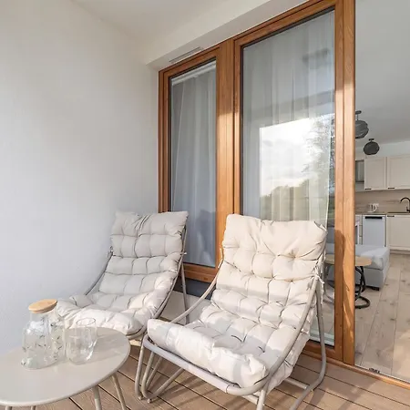 Enklawa - Z Tarasem Blisko Plazy I Jeziora By Renters