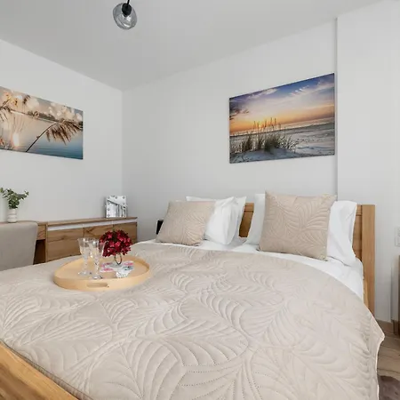 Enklawa - Z Tarasem Blisko Plazy I Jeziora By Renters Mielno (Koszalin)