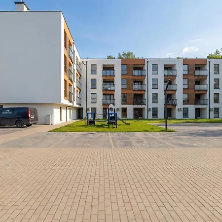 Apartmán Enklawa - Z Tarasem Blisko Plazy I Jeziora By Renters